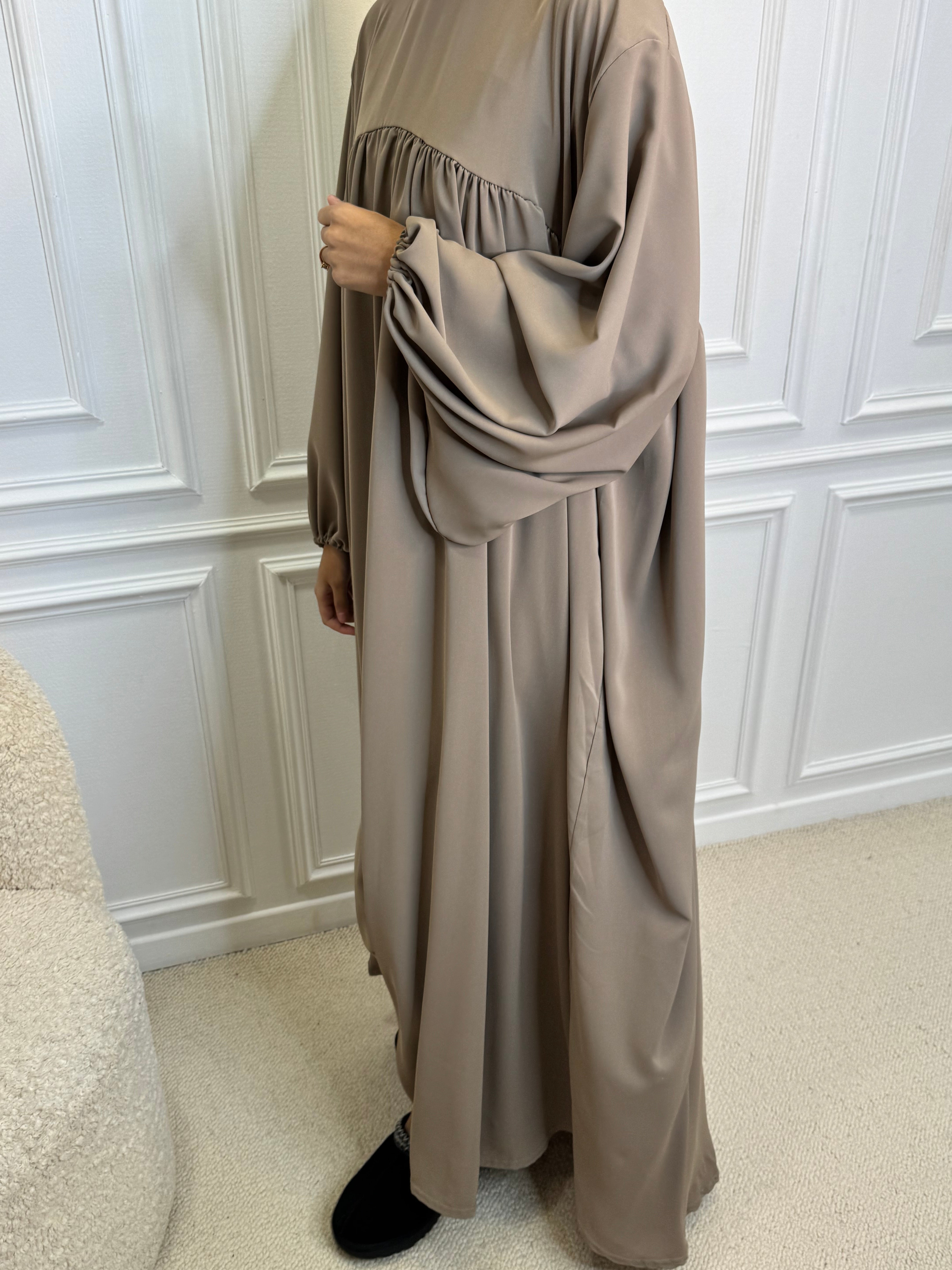 Abaya AMEL sable