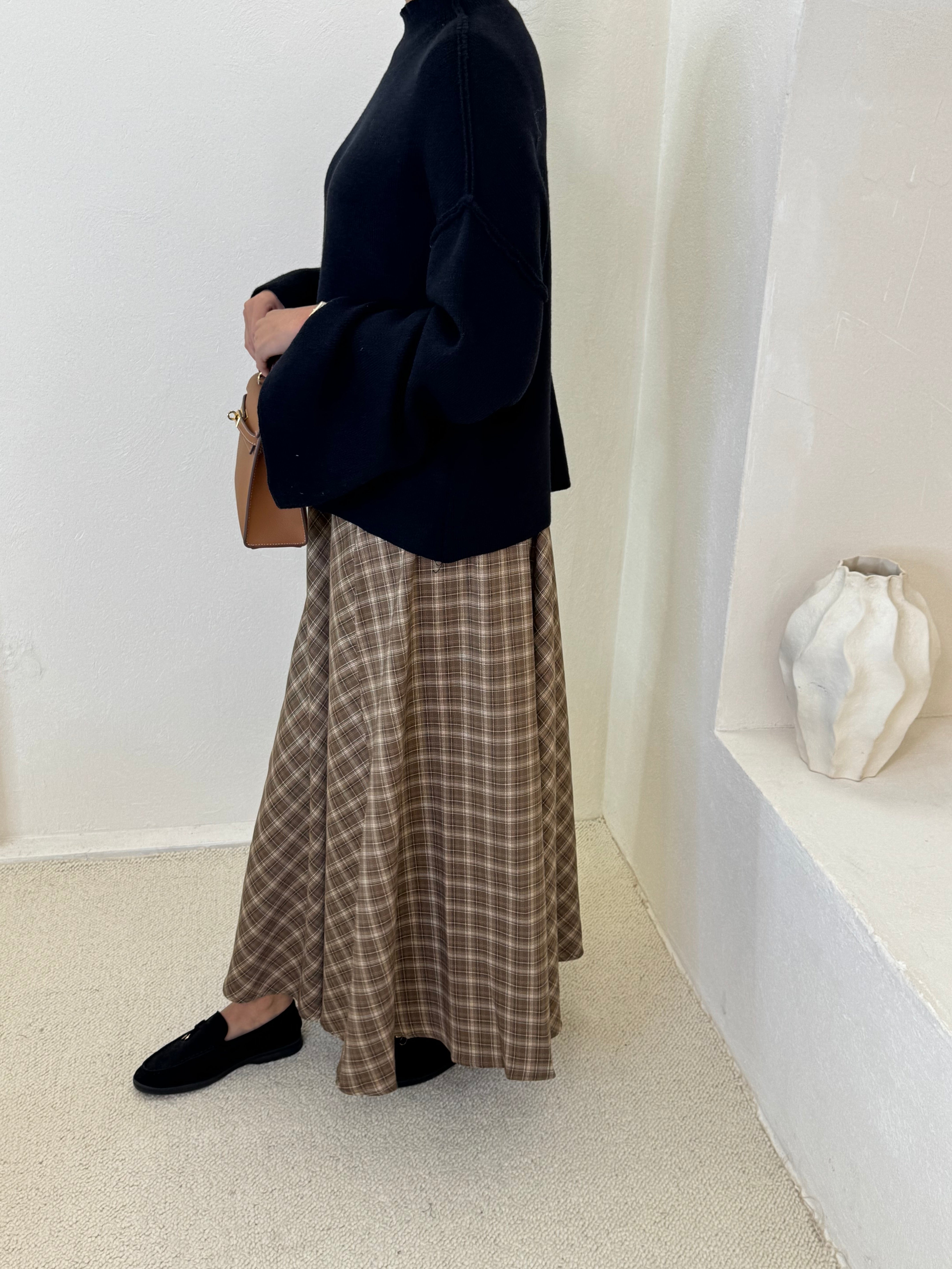 Falda escocesa avellana