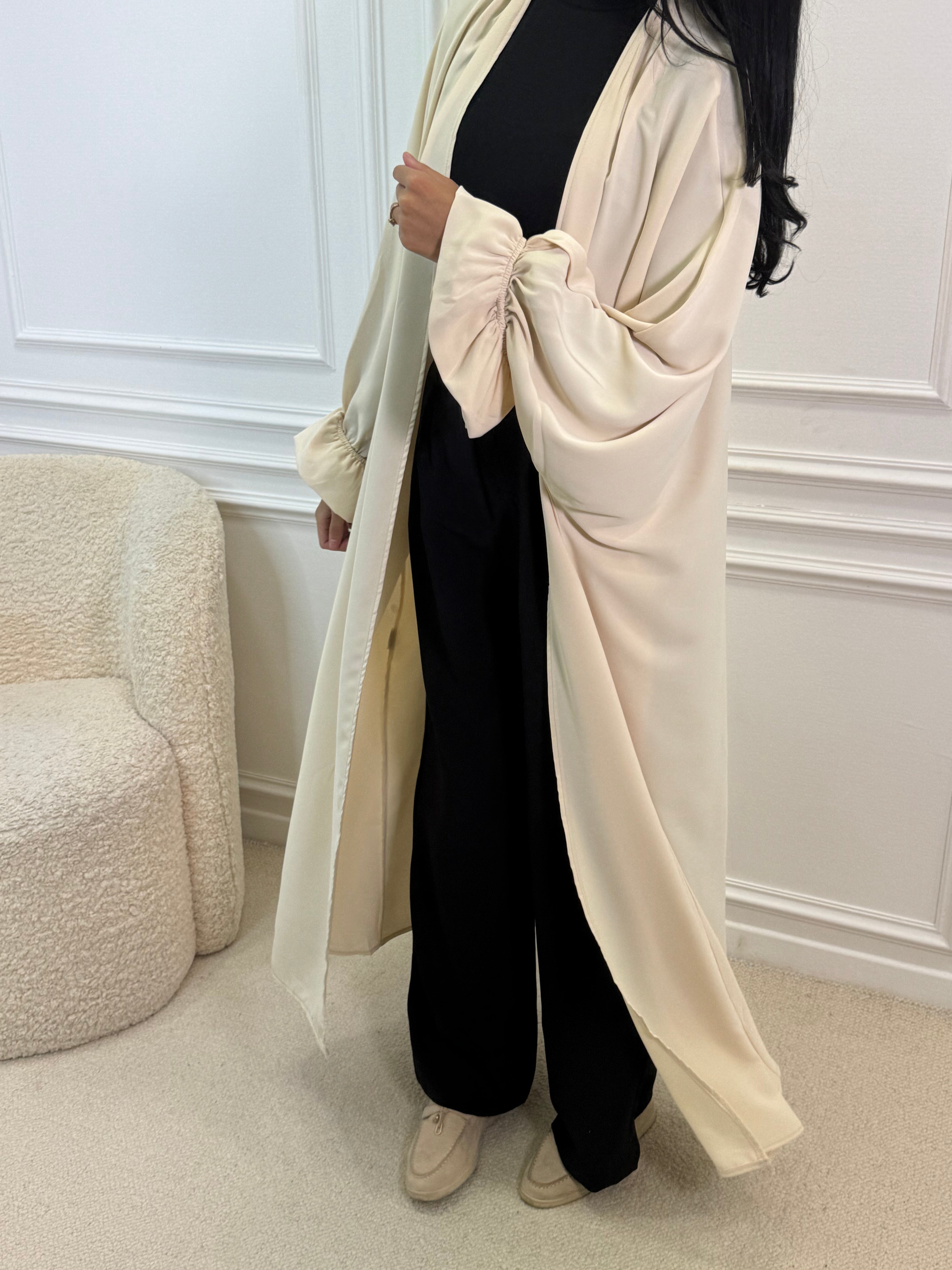 SOUMYA beige kimono