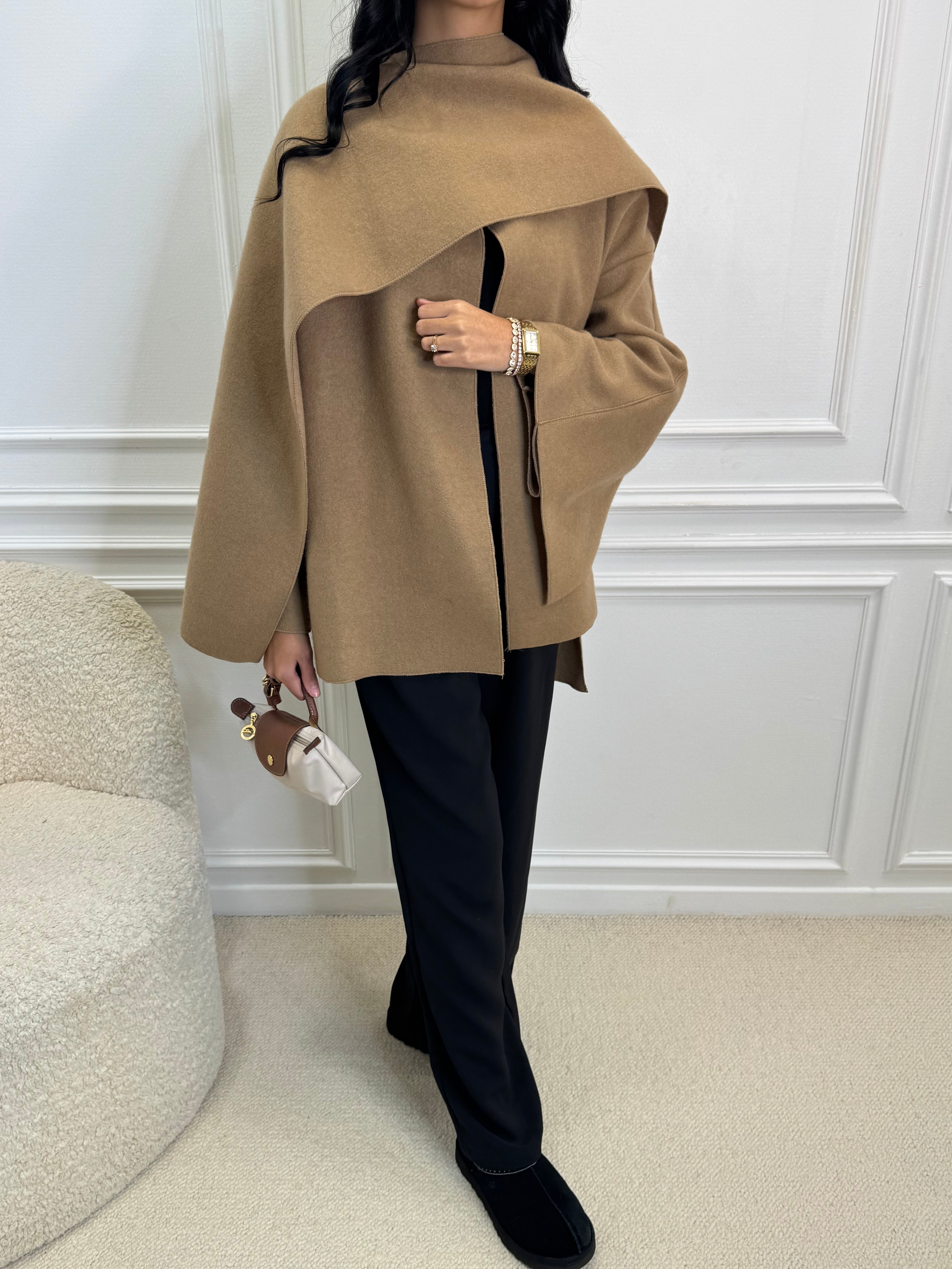 Cape DOLCE premium camel