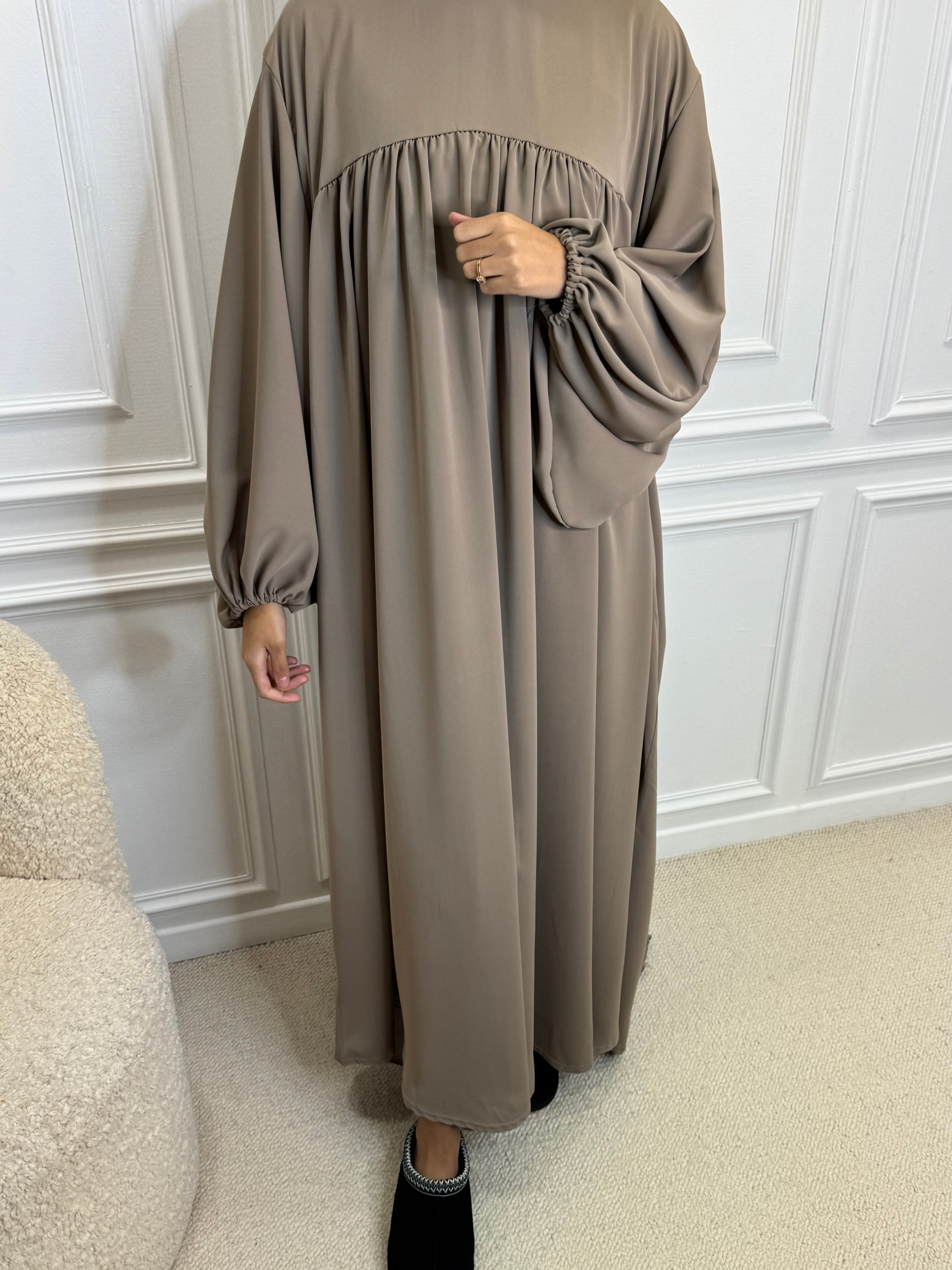 Abaya AMEL sable