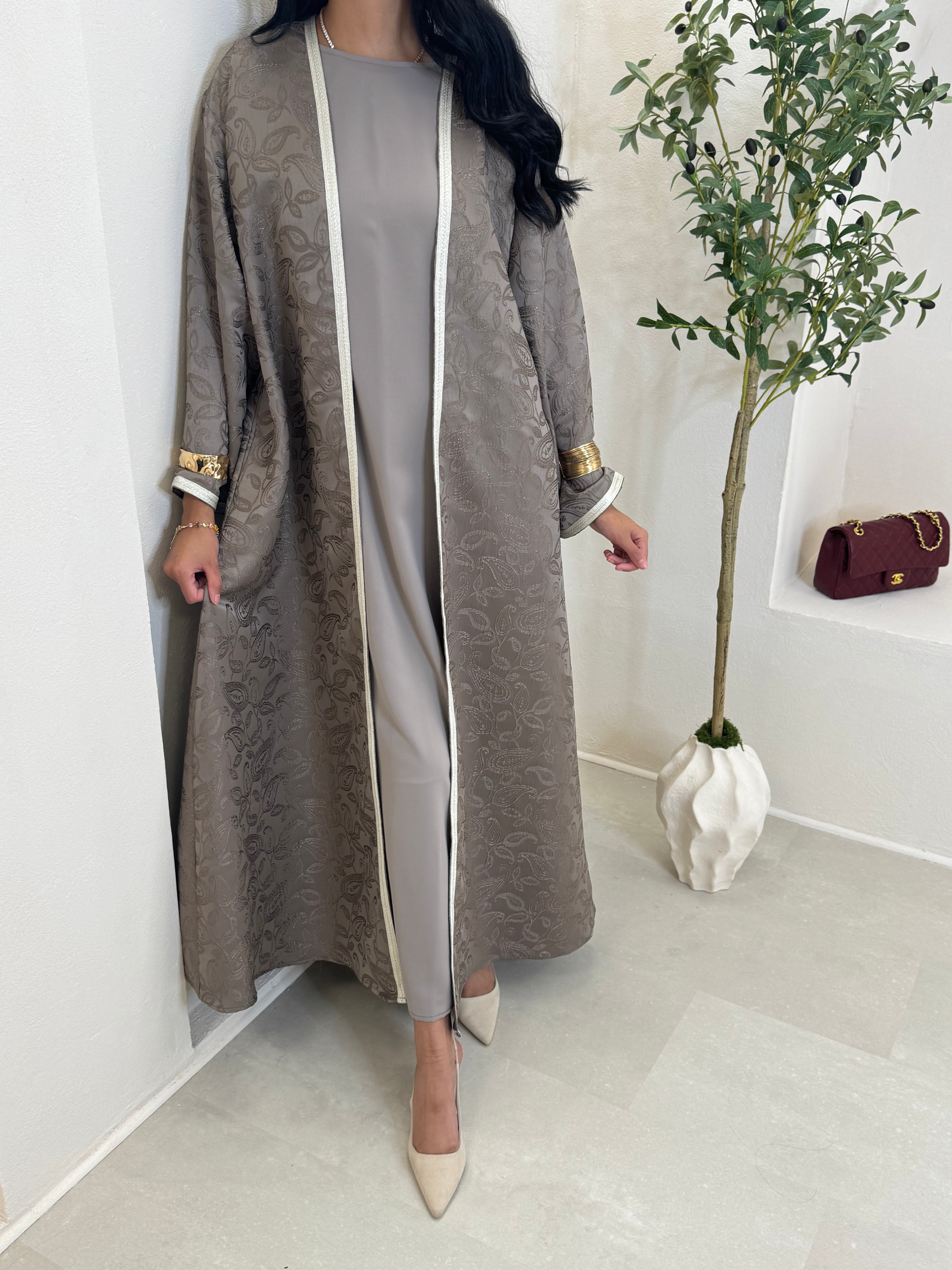 Set BAROQUE robe taupe