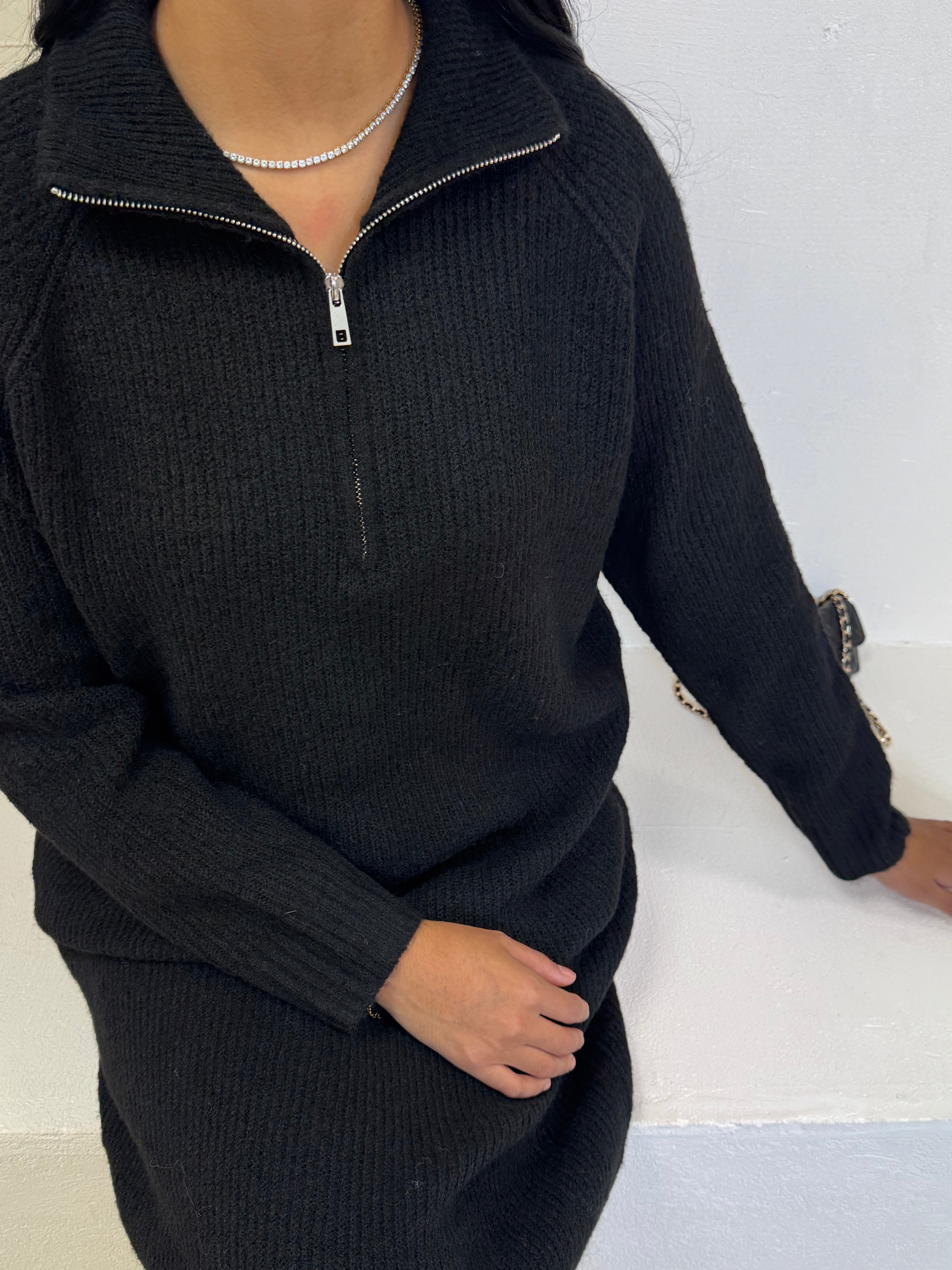 Robe pull SEYA noir