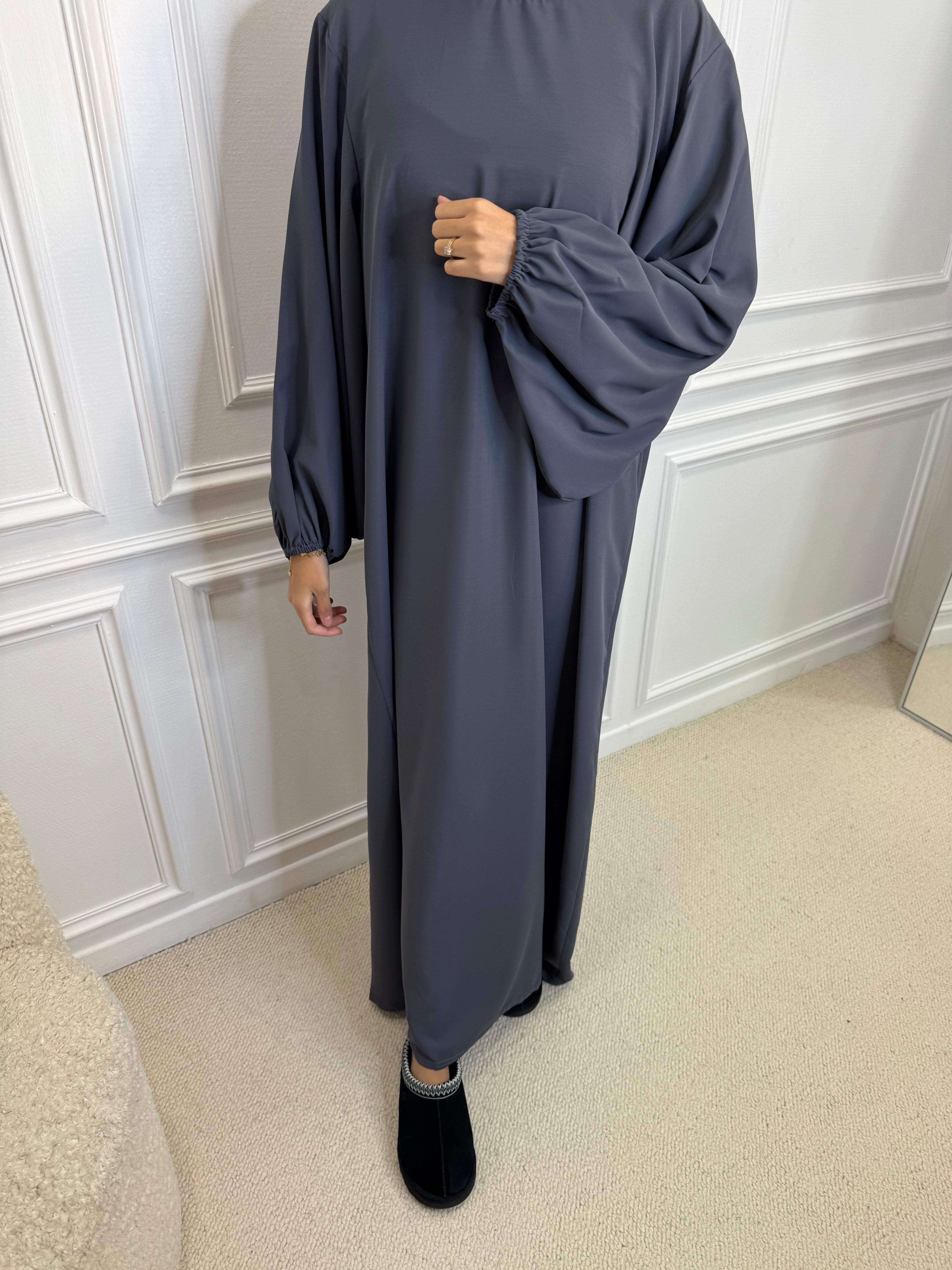 Abaya OUMEIMA gris anthracite