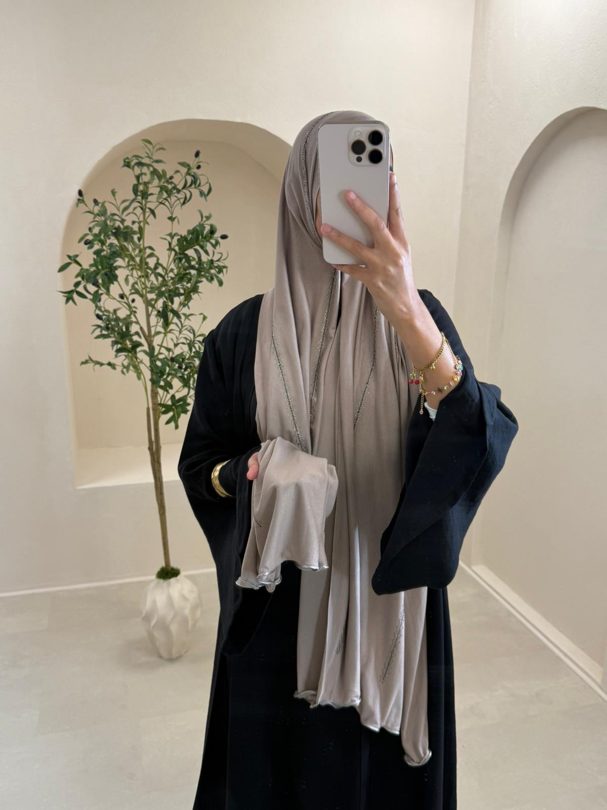 Hijab coton à strass et détails taupe