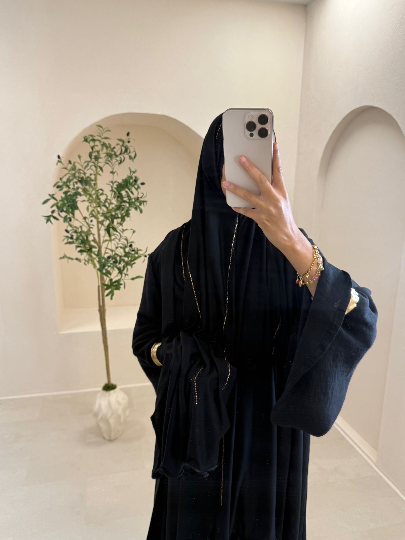 Hijab coton à strass et détails noir